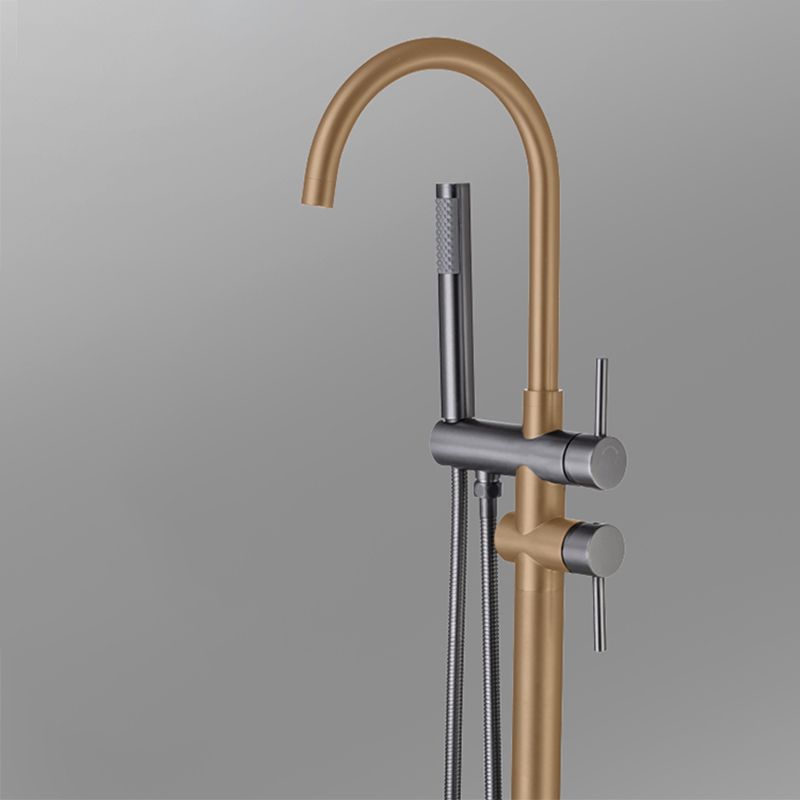 Modern Floor Mounted Metal Freestanding Tub Filler Swivel Freestanding Faucet