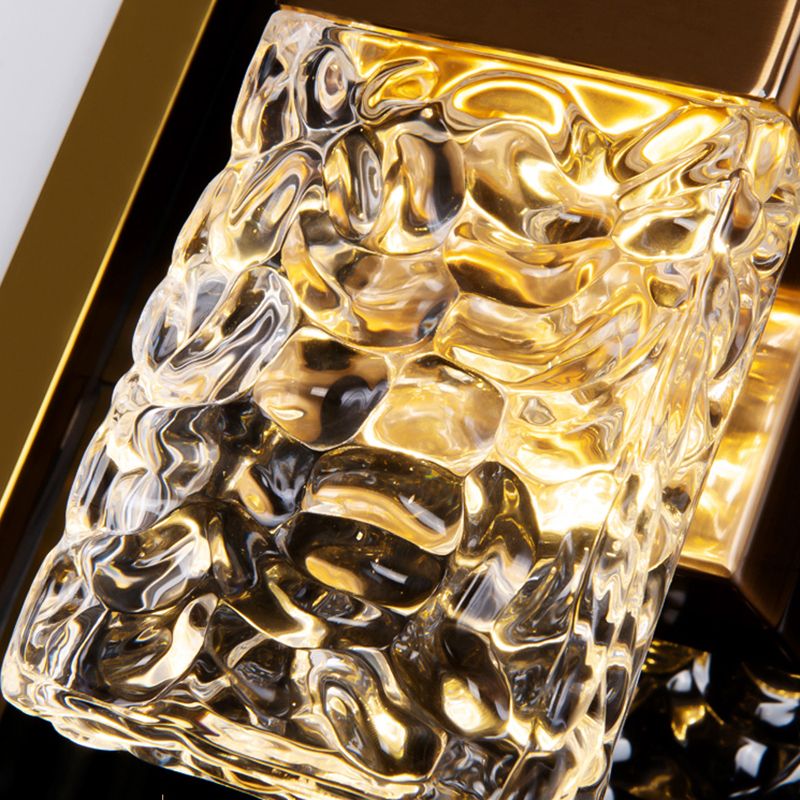 LED LED LIGHT CRISTAL CRISTAL Postmoderna Luz Montada de luz en oro para dormitorio