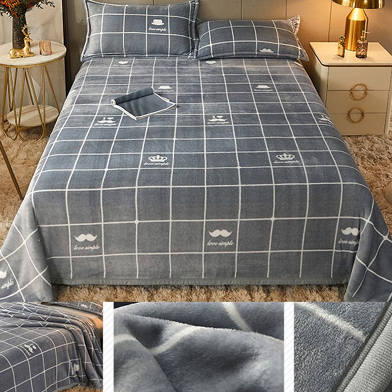 Non-Pilling Sheet Cartoon Painting Flannel Breathable Soft Fade Resistant Bed Sheet