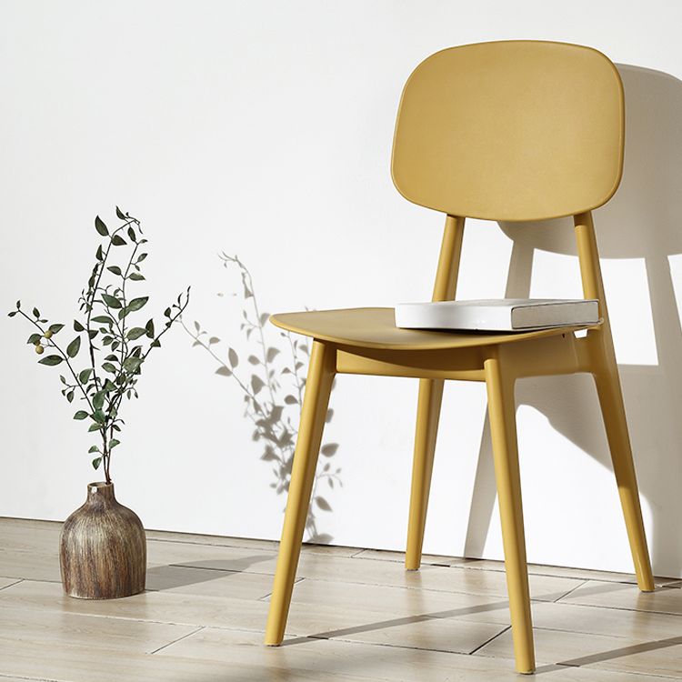 Scandinavische stijl Open achterkant Dining Side stoel Plastic Dining Armless Stoel