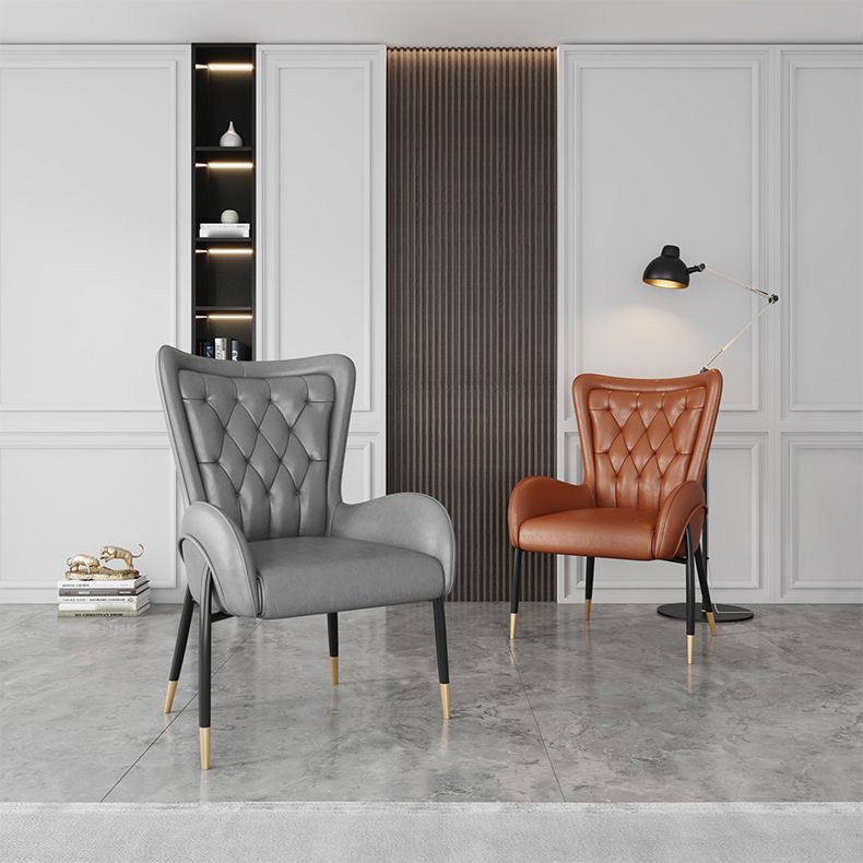 Skandinavischer Flügelback Metall Essstuhlstuhl Küche Gold Essarm Stuhl