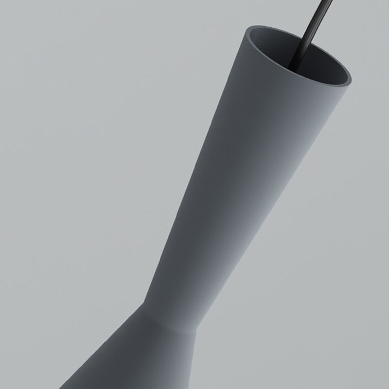 Forme de cône en métal Lumières suspendues modernes style 3 lumières suspendues à la chambre à coucher