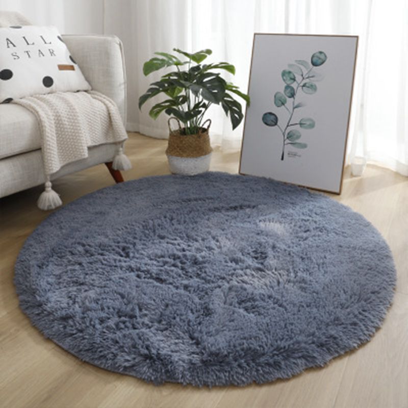 Minimalistischer Teppich Einfacher fester Farbe Innenteppich Polyester Wohnzimmer Shag Teppich mit rutschfestem Hintergrund