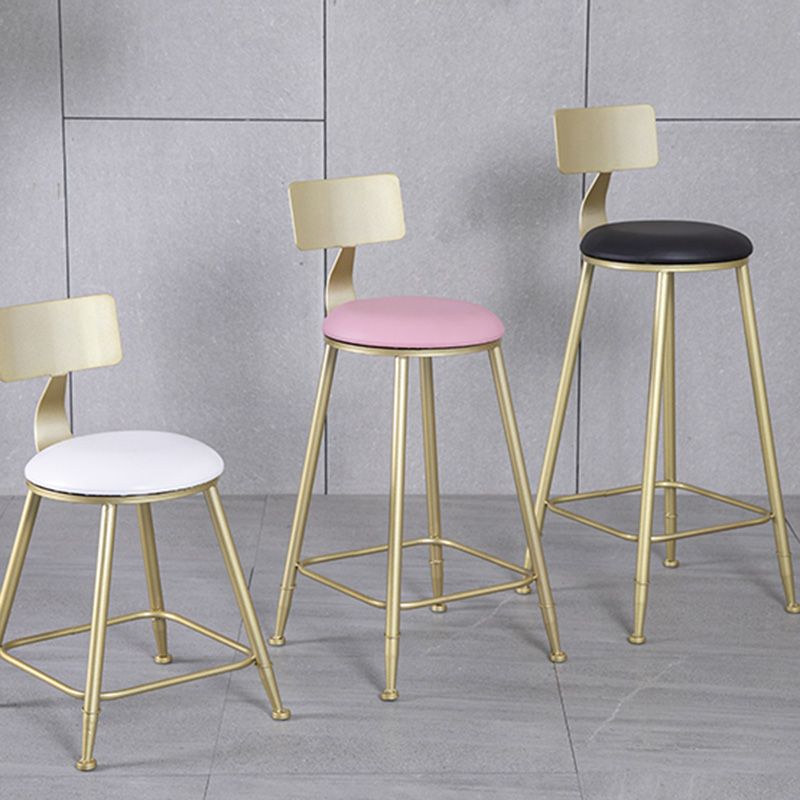Glamlos -armlose Rückenlehneschalter Stuhl Stahl Café Stuhl mit Samtkissen und Pedal
