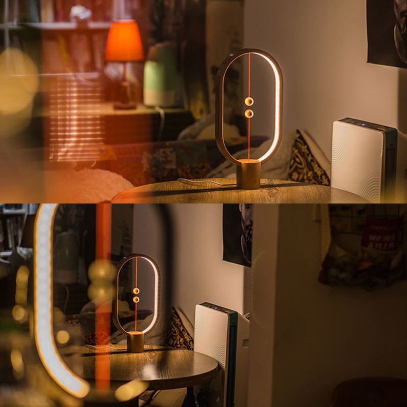 Circle LED Table Light Modern Minimalist Style Table Lamp with Plastic Shade for Living Room