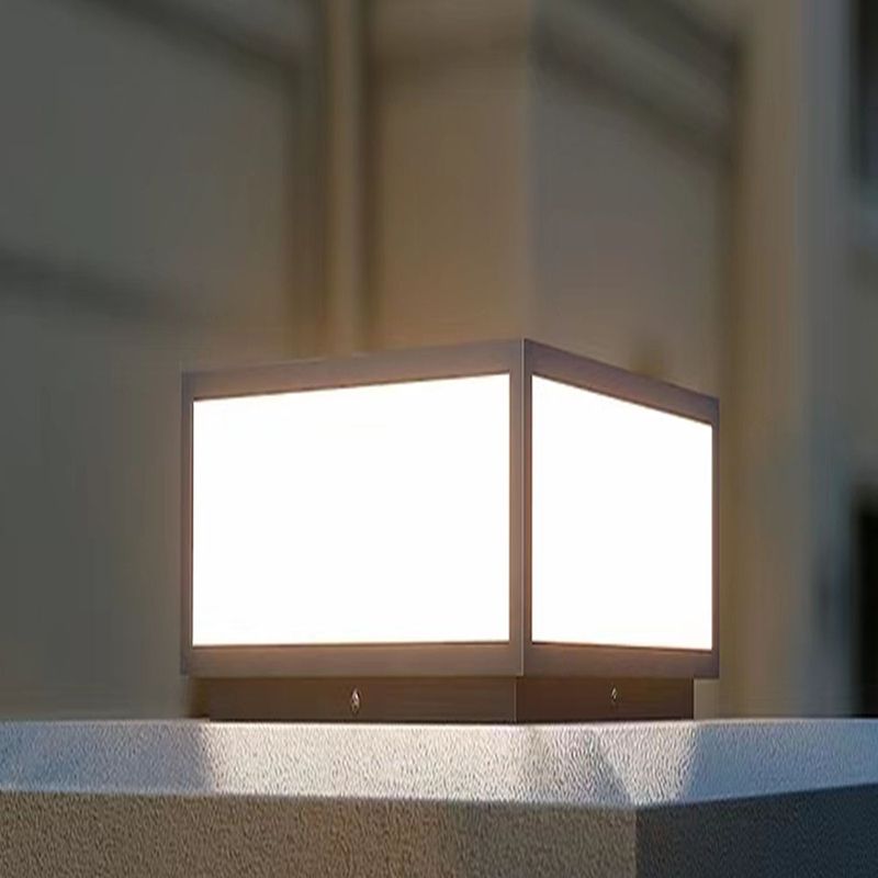 Rectangle Shape Metal Outdoor Light Modern Single Light Solar Pillar Lamp in Black