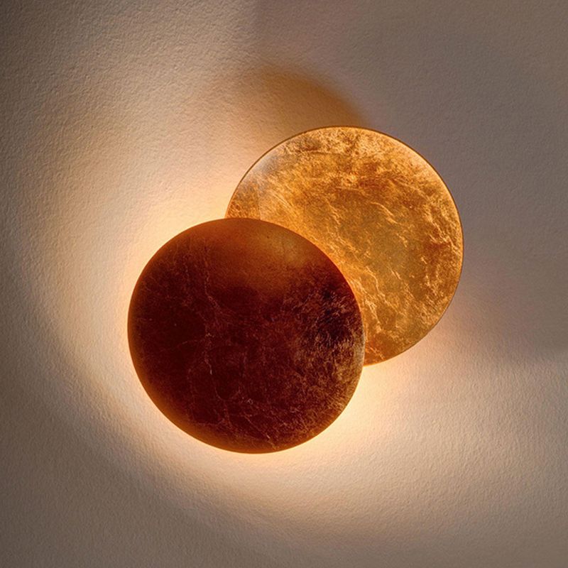 Lámpara de pared LED creativa moderna Luz de pared de hierro giratorio circular para espacios interiores