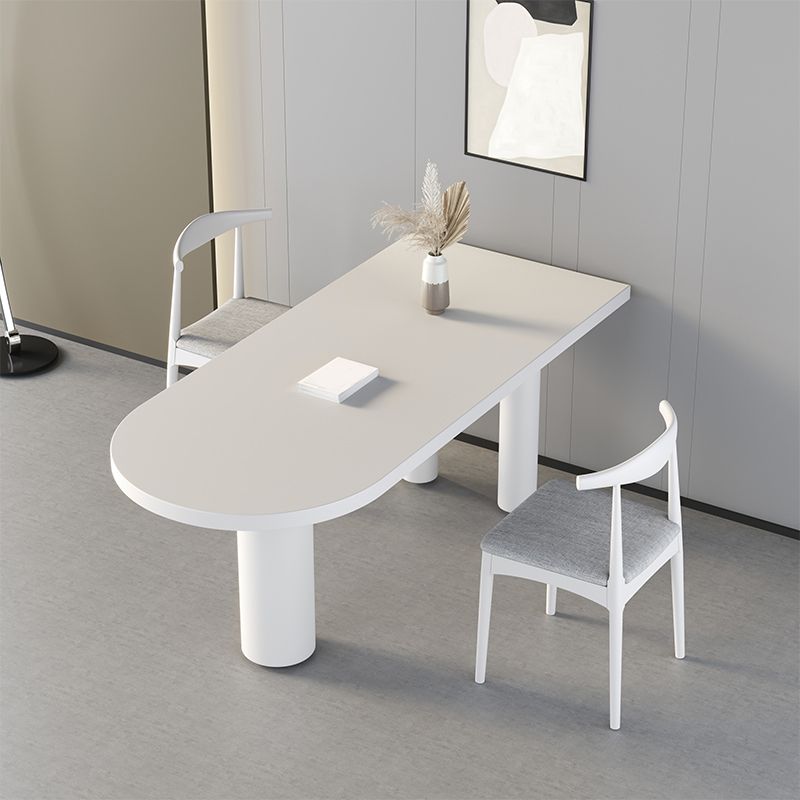 Table en bois irrégulière pour restaurant Table à manger moderne avec 3 pieds
