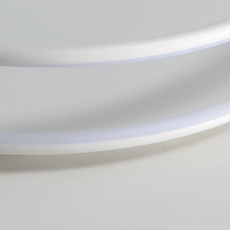 Circle Ceiling Mounted Light Modern Style Metal LED White Ceiling Light Fixture