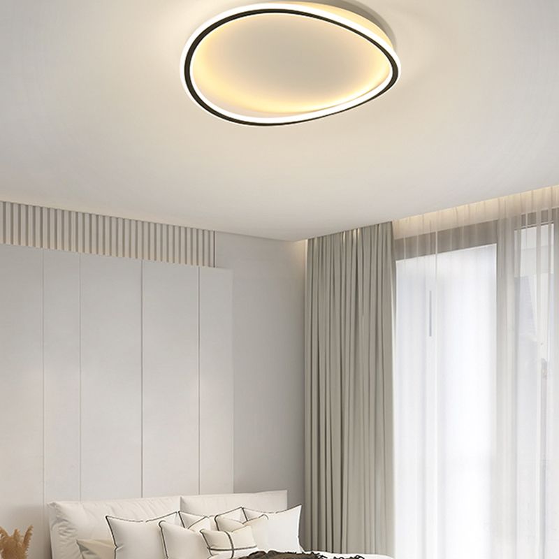 Black Flush Mount Ceiling Lighting Fixture Minimalist LED Metal Flush Mount Lighting