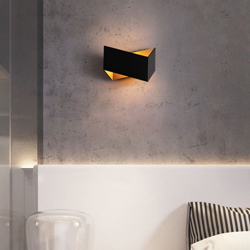 Moderne minimalistische stijl Origami Wall Light SCONCES Metaal 1 Lichtwandverlichting voor woonkamer
