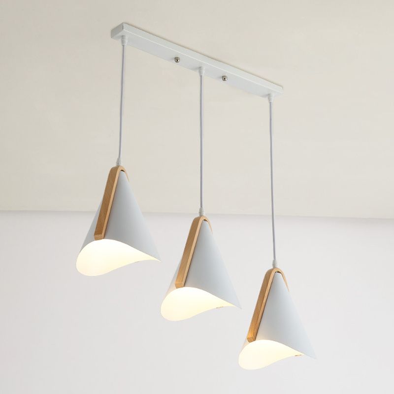 Kegelschatten 3-Leuchten moderne einfache LED-Style Hanging Deckenleuchten in Weiß