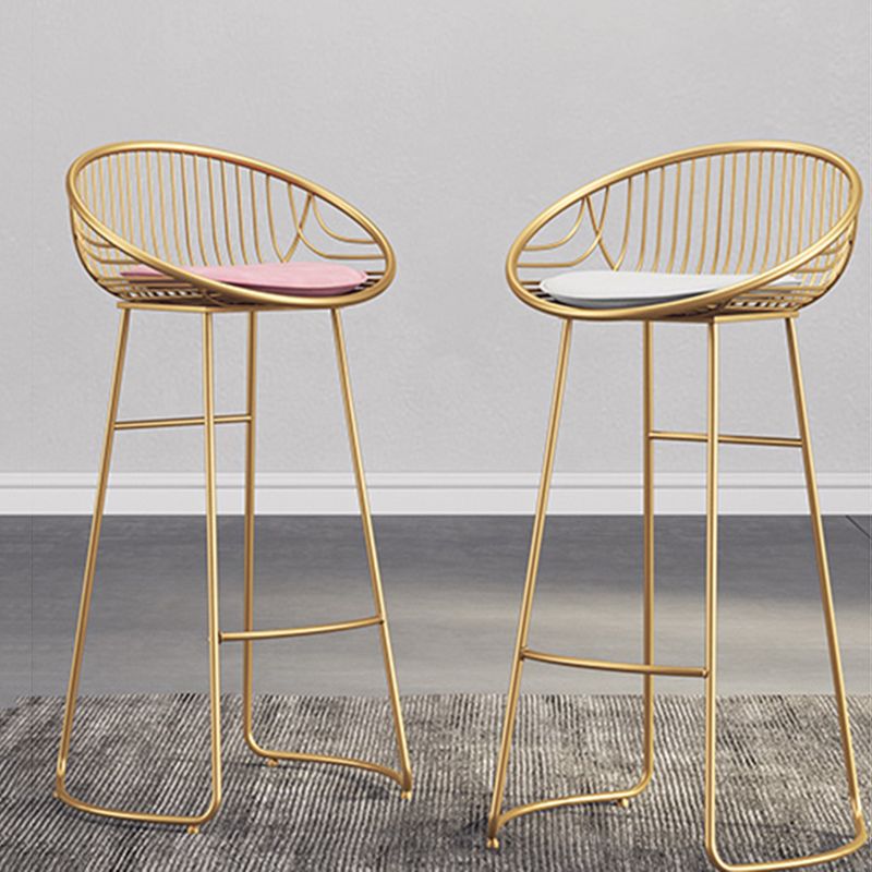Scandinavian Upholstered Bar Stools for Home Bucket Stools with Metal Base