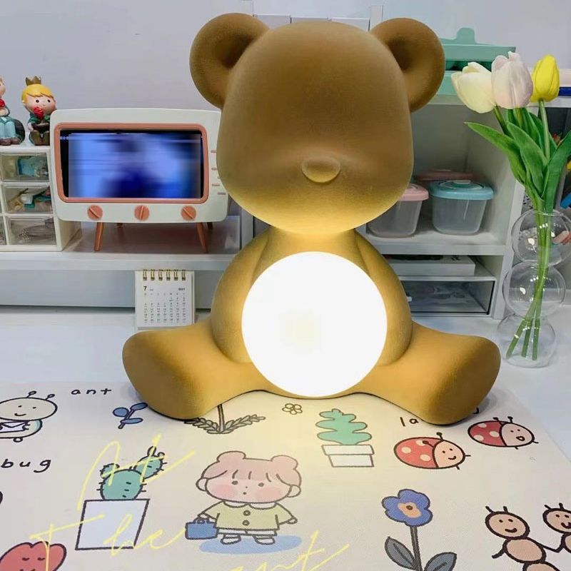 Modern Style Bear Shape Table Lamp Resin One Light Table Light