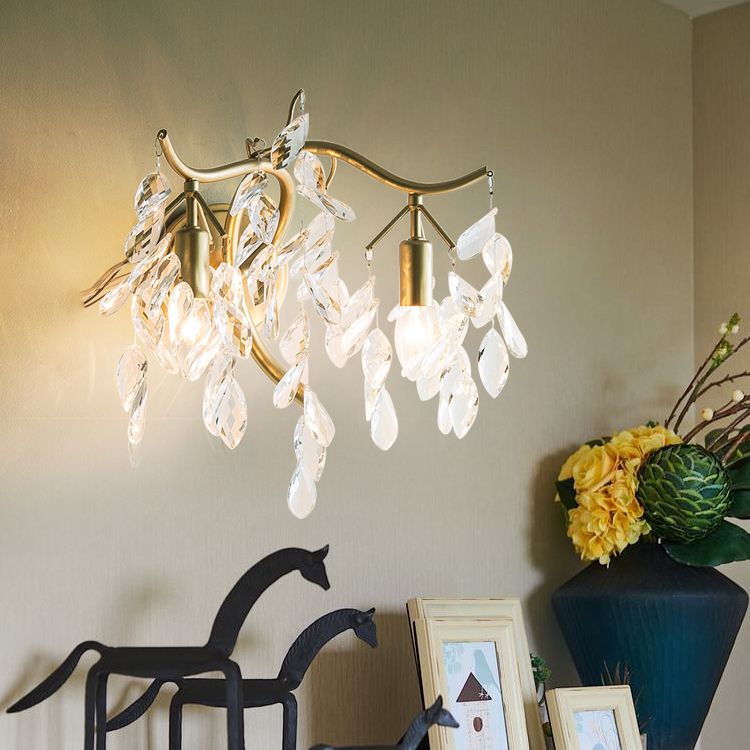 Unique Shape Metal Wall Lighting Modern Style 2 Lights Wall Mounted Light in Gold