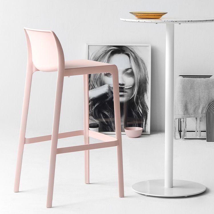 Contemporary Stackable Bar-stool Plastic Counter Bar Stool with Plastic Legs for Home