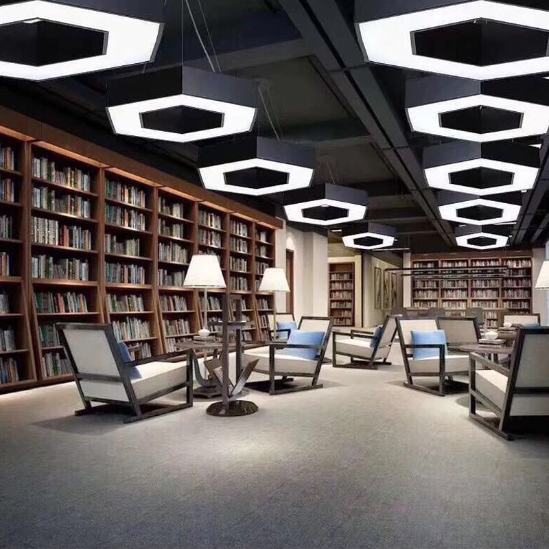 Lustre en forme de géométrie moderne en fer, 1 lumière vers le bas, éclairage suspendu pour le bureau
