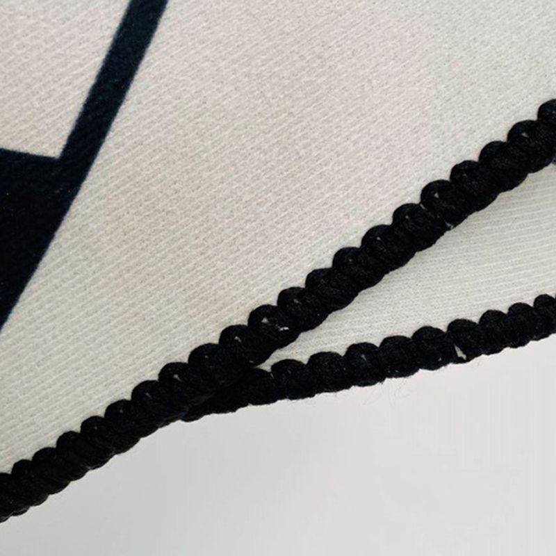 Modern Gamepad Printed Carpet Polyester Rug Washable Indoor Carpet for Home Decoration