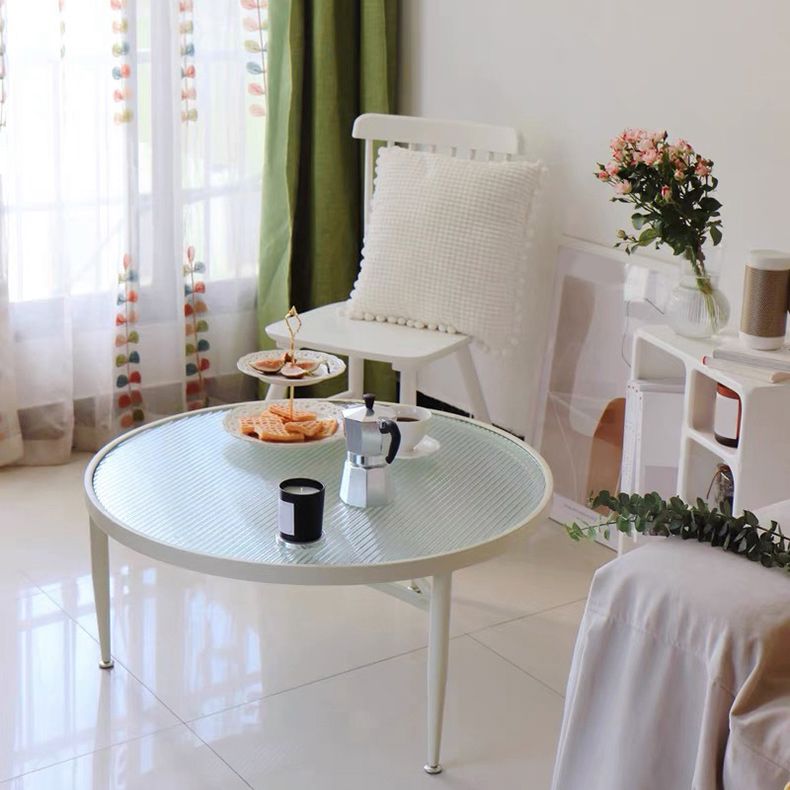 Round Metal 3 Legs Base Design Transparent Glass Table Coffee Table