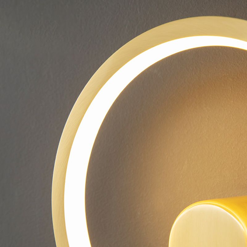 Contemporary 2-Light Wall Mounted Sconce Metal LED Wall Light in Black / Gold Finish