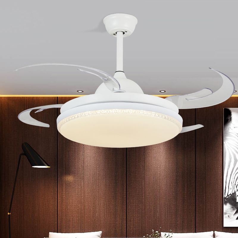 Iluminación de ventilador colgante de LED de 42 "W Sala de estar contemporánea Luz de techo semi descarga con tono acrílico redondo en blanco, 4 cuchillas