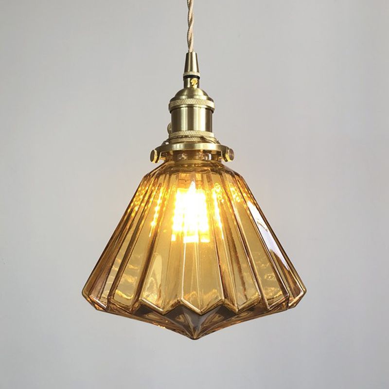 1 Licht hängende Licht im industriellen Schulhaus Anhänger Form Prismatische Glasleuchten