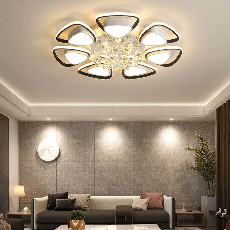 Zwart-witte driehoekige inbouw moderne acryl LED-plafondlamp met kristallen druppels