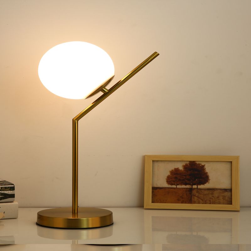Lampade da tavolo Globe Lampade da comodino moderne in metallo a 1 luce in oro