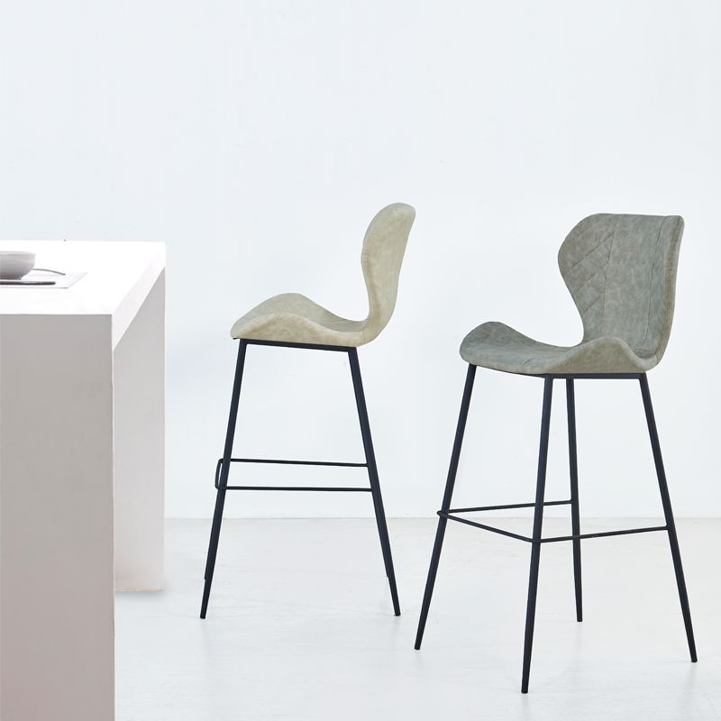 Industrial Indoor Bar-stool Leather Footrest Bucket Black Base Bar and Counter Stool