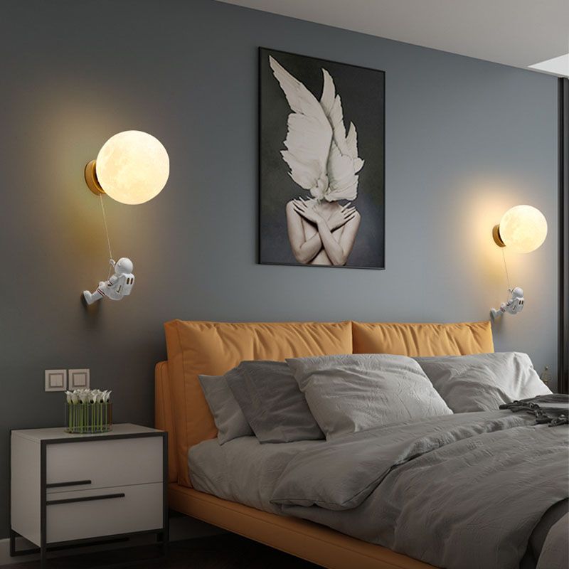 Modern Style Wall Mount Light 1-Light LED Wall Sconce Light with Glass Shade for Bedside