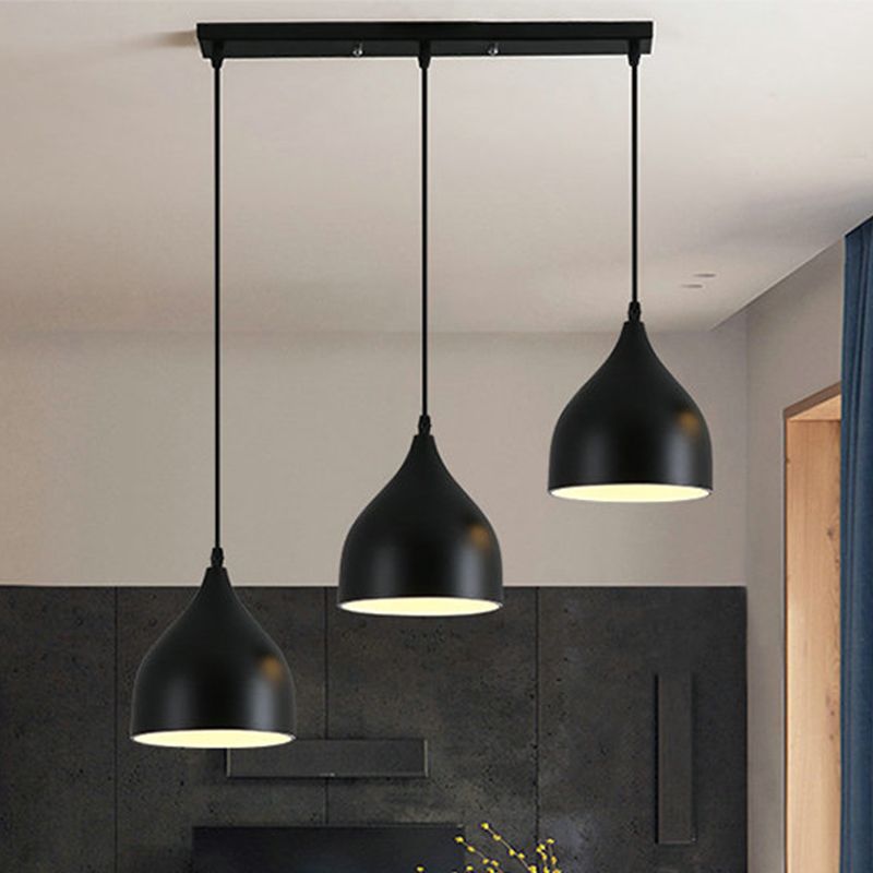 Metallic Onion Cluster Pendant Lamp Contemporain 3 Heads Black Down Lighting avec une canopée linéaire