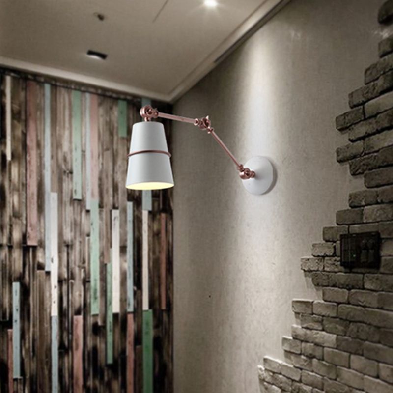 Metal Cóndige Modernista 1 Cabeza Luz montada en la pared en blanco/negro con brazo ajustable