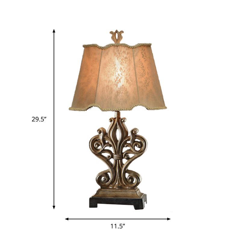 Ruffle-Edged Shade Table Lamp Rustic Style 1 Bulb Guest Room Night Stand Lamp in Brown with Square Pedestal