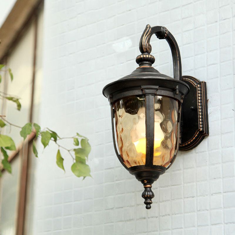 Urna Clear Dimple Glass Wall Lamphouse 1 Luz de la pared del patio de luz en negro con brazo curvo