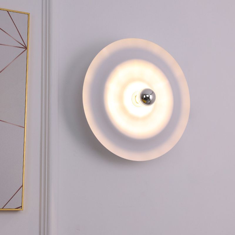 Modern Wall Sconce Ripple Shape Wall Light with Metal Shade for Bedroom