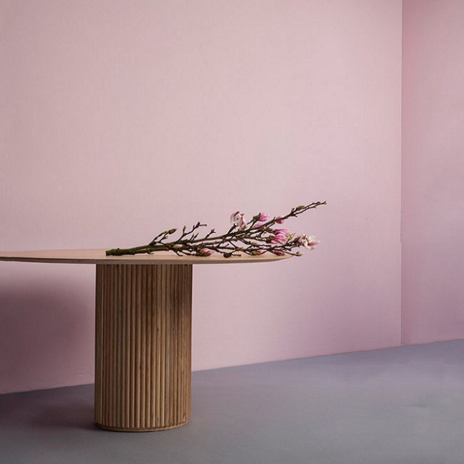 Round Dining Table Solid Wood Contemporary Style Dinette Table for Home Kitchen