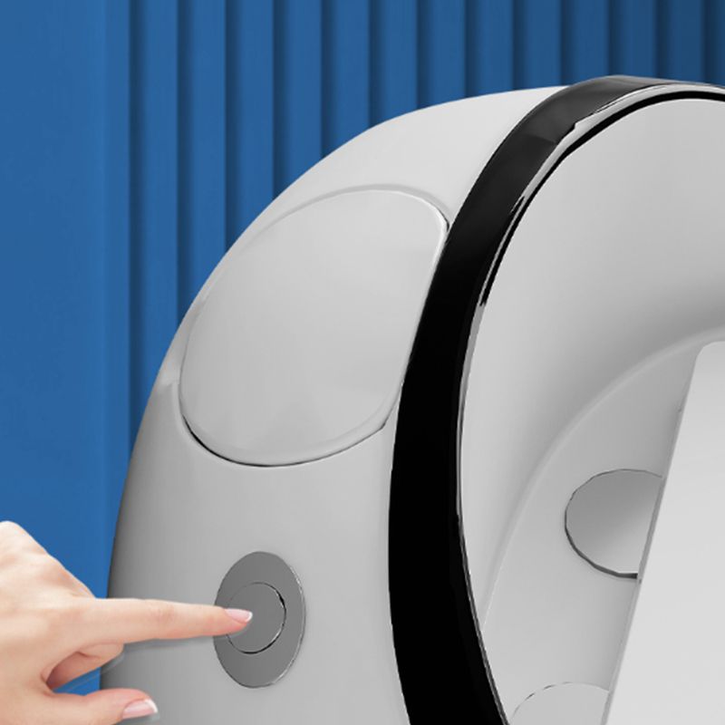 Contemporary Floor Mount Flush Toilet Seat Included Toilet Bowl for Washroom