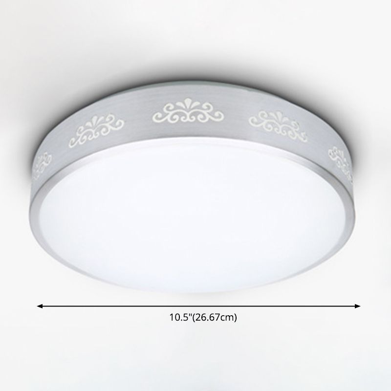 Metal Circle Flush Mount Light Fixture Simplicité LED Chrome Flush Ceiling Light