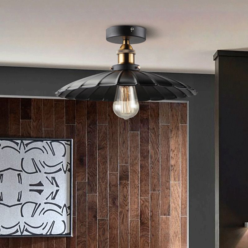 Schwarze, konische, halbmontierte Beleuchtungsfabrik aus Eisen mit 1 Kopf für das Esszimmer in der Nähe der Deckenleuchte