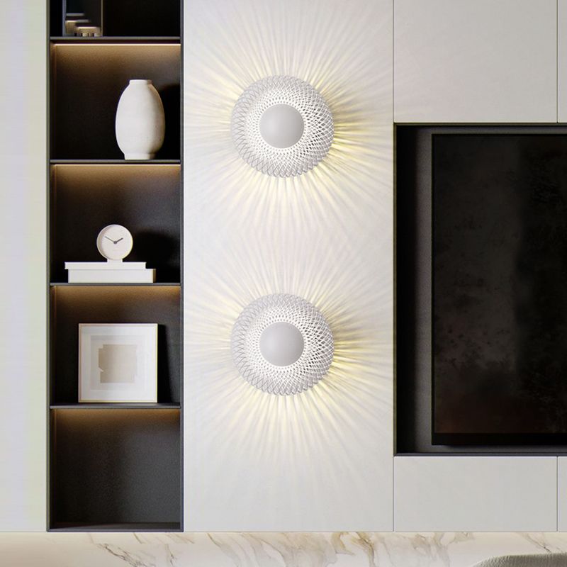 Contemporary Wall Sconce Circular Metal Wall Light for Bedroom