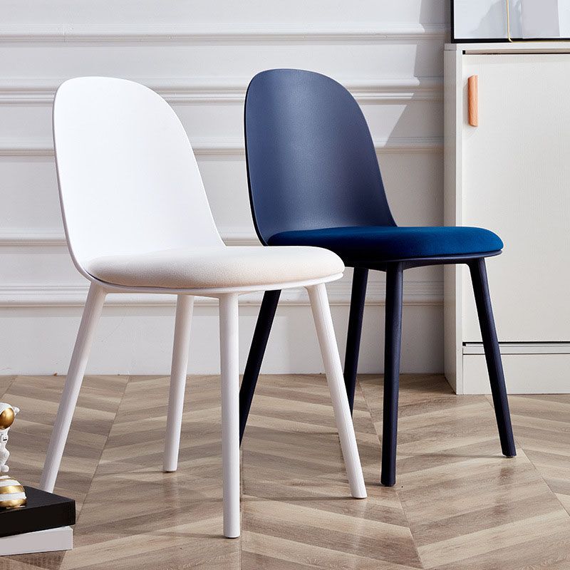 Hedendaagse stoel Dining Armloze zijstoelen met plastic benen voor keuken