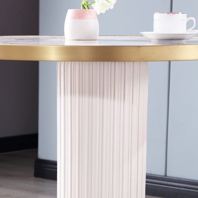 Metal Traditional Luxury Dining Table Sintered Stone Dining Table with Pedestal