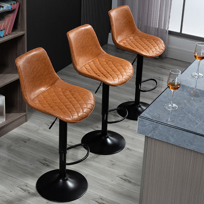 Industrial Bar and Counter Stool Adjustable Height Stool with Pedestal Base in Black