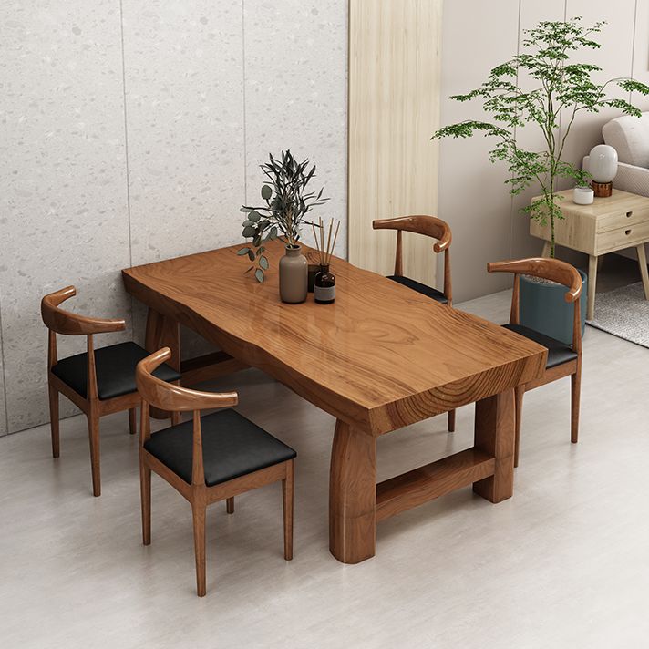 Table à manger de table en bois massif en pin avec piédestal double, en marron