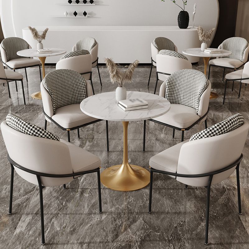 Mesa de comedor redonda contemporánea de metal mesa de piedra sinterizada para comedor