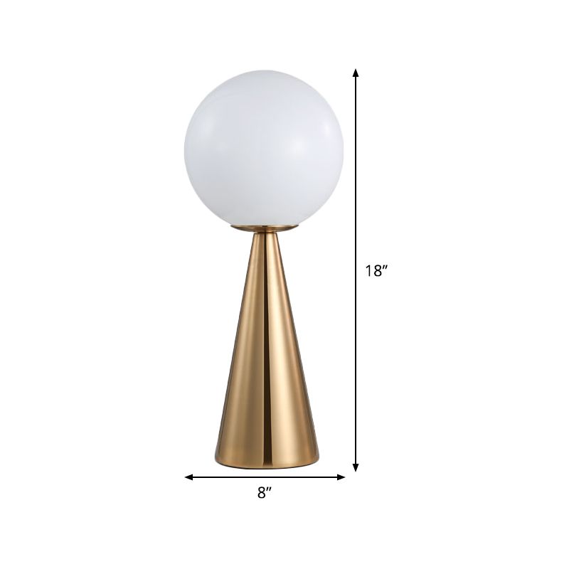 Gouden sferische nachttafelverlichting eigentijdse 1-head metalen nachtkastje lamp met roomglasschaduw