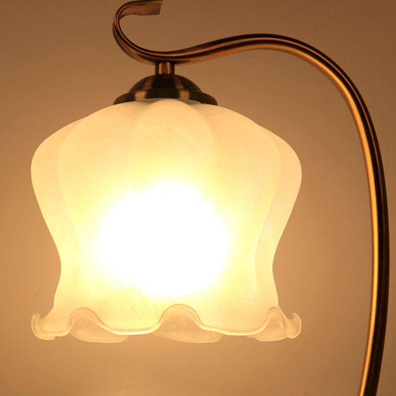 Lampe de table de nuit de lanterne de style moderne