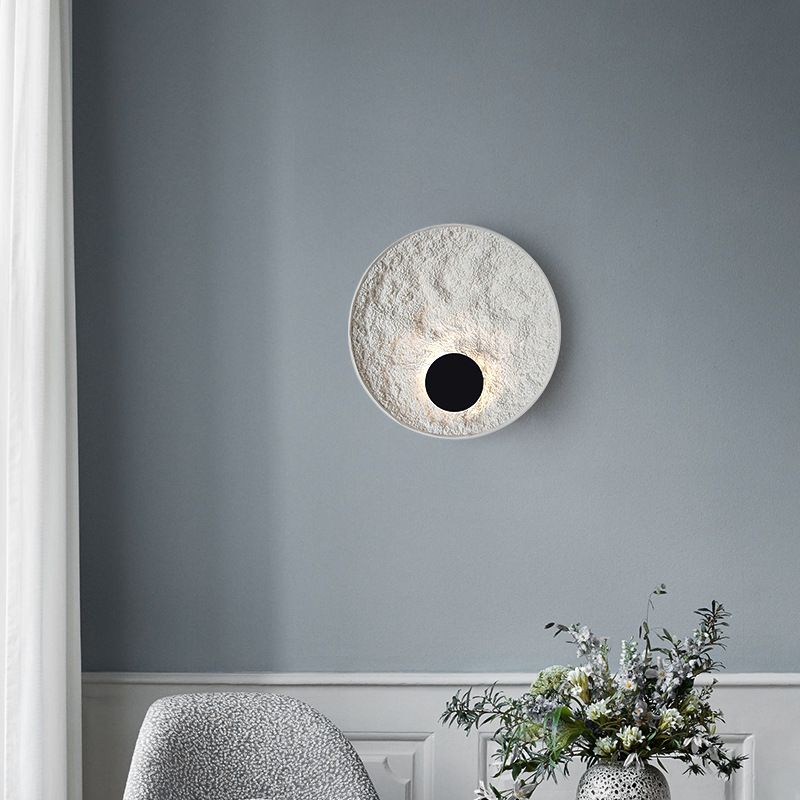 Single Matte White Wall Mounted Sconce LED Round Wall Light for Living Room