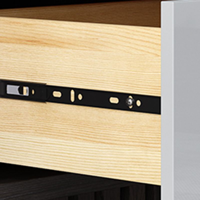 15.6-inch W Contemporary Dresser Manufactured Wood Storage Chest