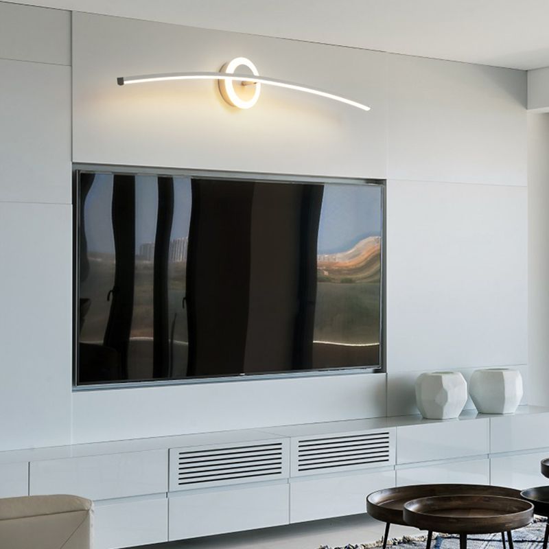 Linear Shade Metal Wall Sconce Modern Style Single Light Wall Mount Light in White